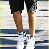 Filename=zac-efron-paparazzi-flowers-18.jpg
Filesize=279KB
Dimensions=1001x1222
Date added=Nov 16, 2007 zac-efron-paparazzi-flowers-18.jpg