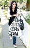 vanessa-hudgens-helps-the-homeless-24.jpg