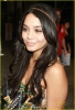 vanessa-hudgens-holiday-06.jpg