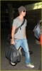Filename=zac-efron-lands-lax-08.jpg
Filesize=182KB
Dimensions=733x1222
Date added=Nov 18, 2008 zac-efron-lands-lax-08.jpg