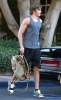 zac-efron-gym-858-3.jpg