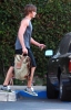 zac-efron-gym-858-4.jpg