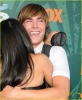 zac-efron-teen-choice-awards-2008-10.jpg